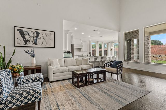 7620 Sonian Forest Drive, Irving, TX 75063