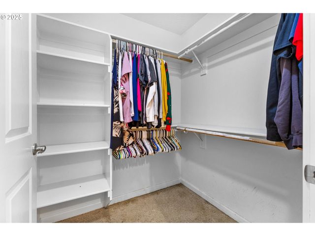 610 Nw HILLCREST Dr, Dallas, OR 97338