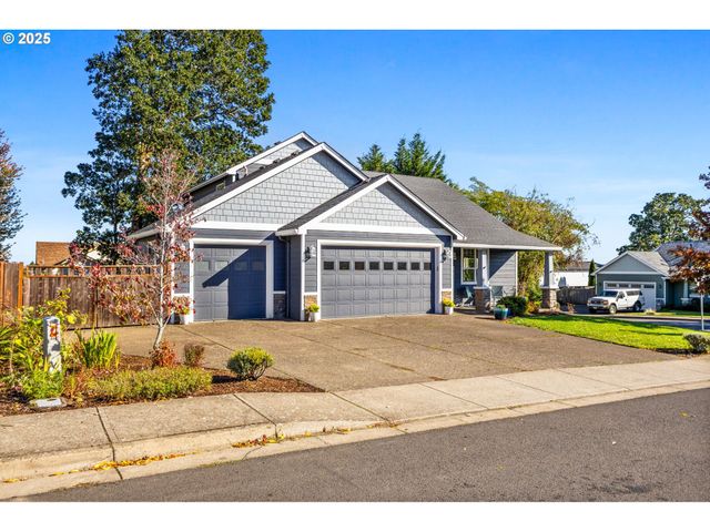 610 Nw HILLCREST Dr, Dallas, OR 97338