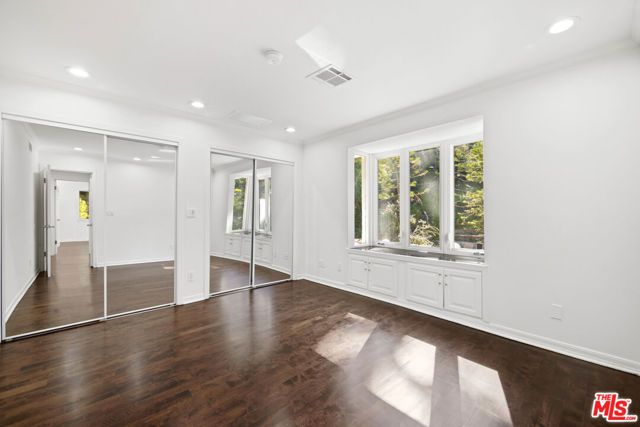 2461 Jupiter Drive, Los Angeles, CA 90046