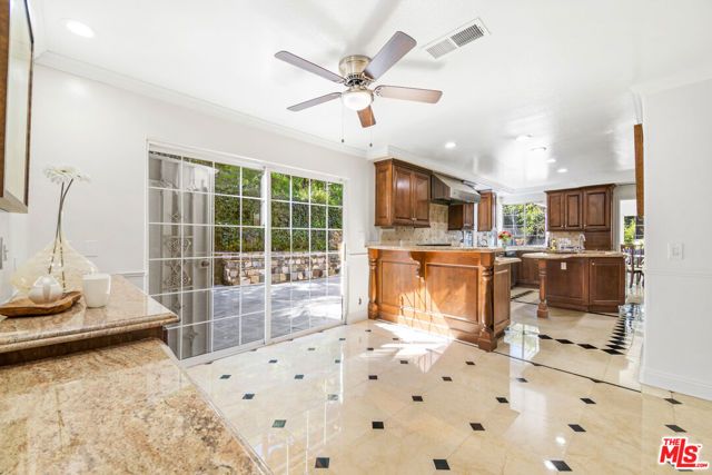 2461 Jupiter Drive, Los Angeles, CA 90046