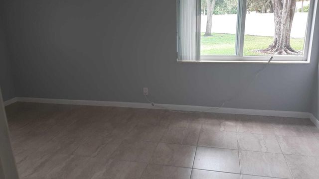 5990 Pine Cone Court C-1, Greenacres, FL 33463