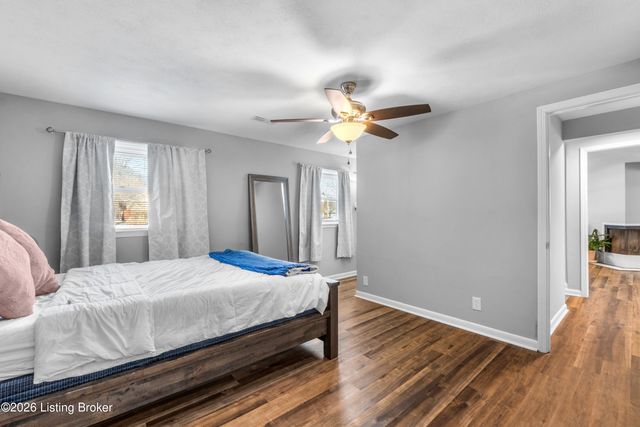 7804 Davhal Dr, Louisville, KY 40291