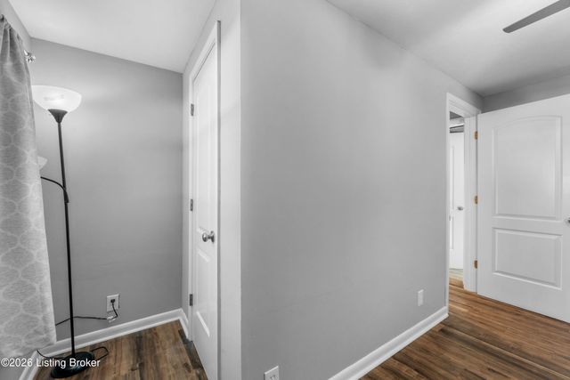 7804 Davhal Dr, Louisville, KY 40291