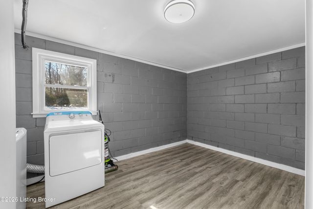 7804 Davhal Dr, Louisville, KY 40291