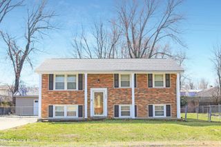 7804 Davhal Dr, Louisville, KY 40291