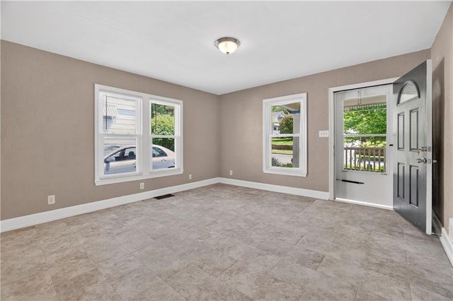1522 W Walnut Street, Independence, MO 64050
