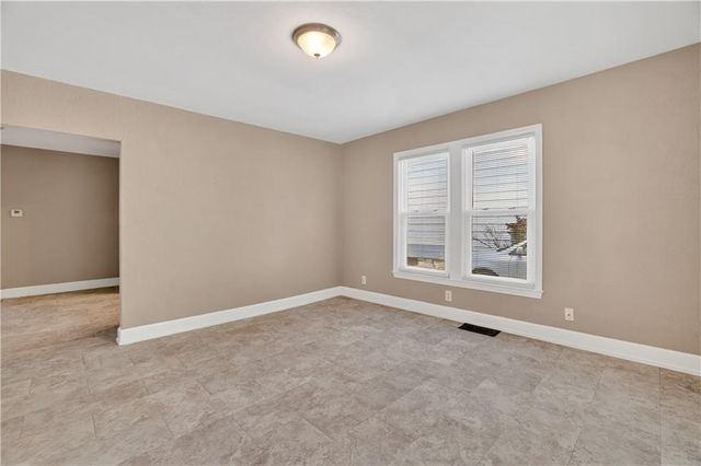 1522 W Walnut Street, Independence, MO 64050