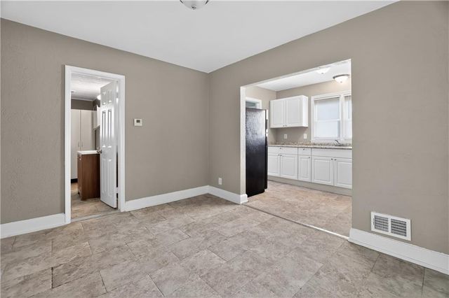 1522 W Walnut Street, Independence, MO 64050