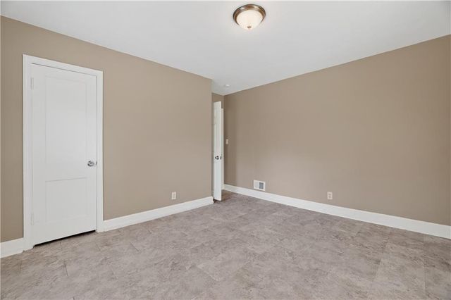 1522 W Walnut Street, Independence, MO 64050