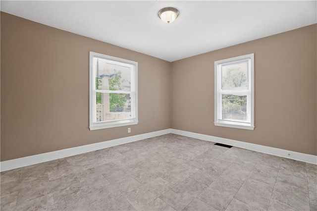 1522 W Walnut Street, Independence, MO 64050