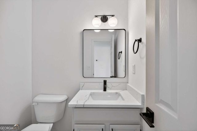 511 Lakeside Drive, Hiram, GA 30141