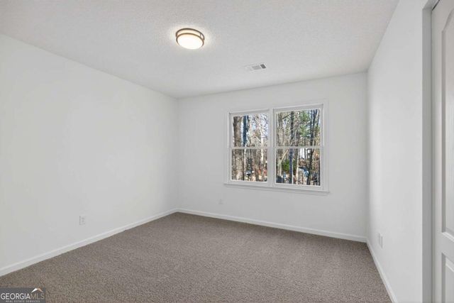 511 Lakeside Drive, Hiram, GA 30141