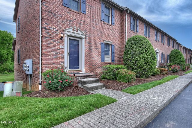 33 Oak Leaf Circle 33, Johnson City, TN 37601