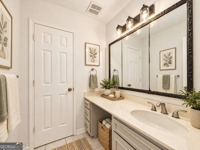 2483 Cedar Canyon Road SE, Marietta, GA 30067