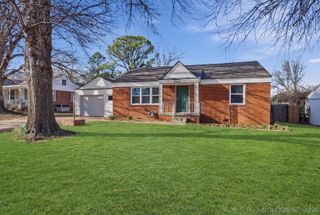 5929 E 7th Street, Tulsa, OK 74112