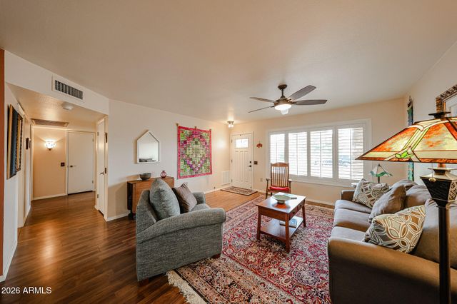 17621 N JASMINE Drive, Sun City, AZ 85373