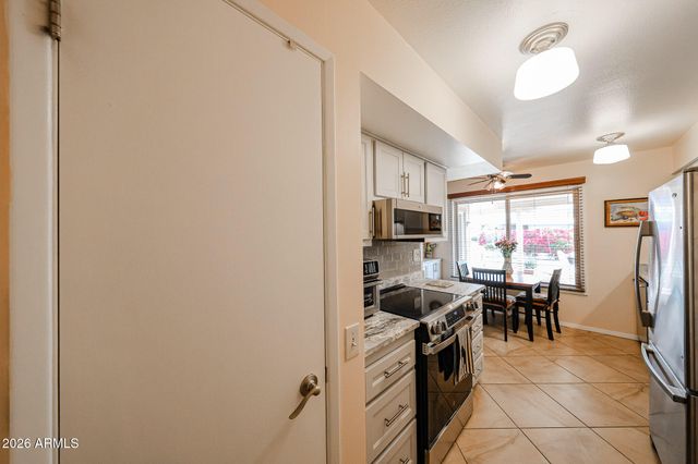 17621 N JASMINE Drive, Sun City, AZ 85373