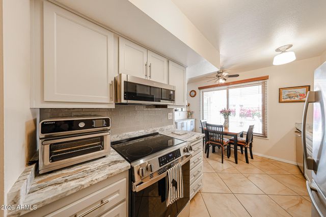 17621 N JASMINE Drive, Sun City, AZ 85373