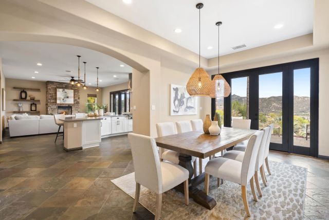 1101 Sierra Linda, Escondido, CA 92025