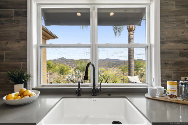 1101 Sierra Linda, Escondido, CA 92025