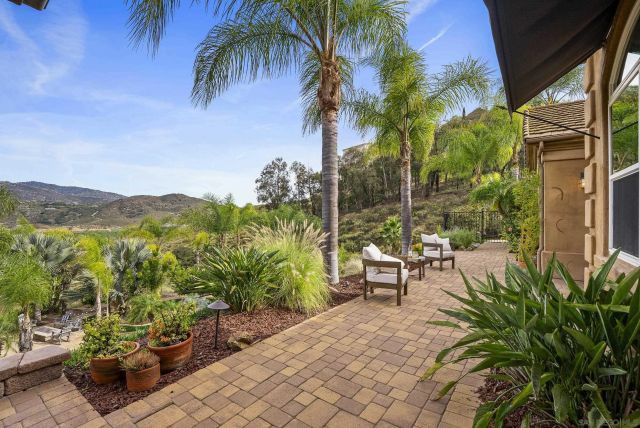 1101 Sierra Linda, Escondido, CA 92025
