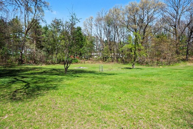 8640 N 24th Street, Richland Twp, MI 49004