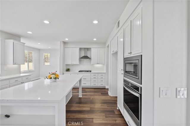 32144 Old Country Court, Winchester, CA 92596