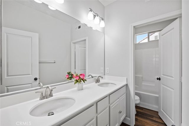 32144 Old Country Court, Winchester, CA 92596