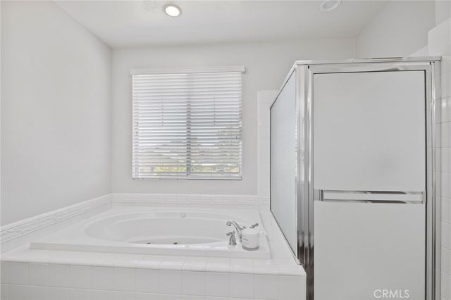 32144 Old Country Court, Winchester, CA 92596
