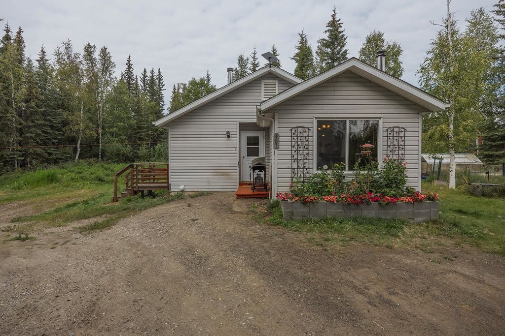 2291 BLUE SPARKLE DRIVE, North Pole, AK 99705