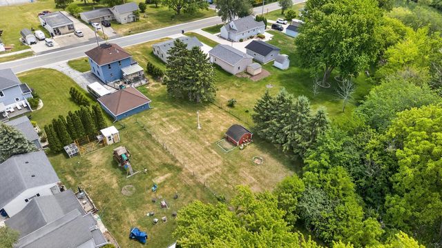 206 Lake STREET, Cascade, WI 53011