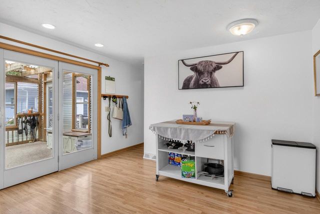 206 Lake STREET, Cascade, WI 53011