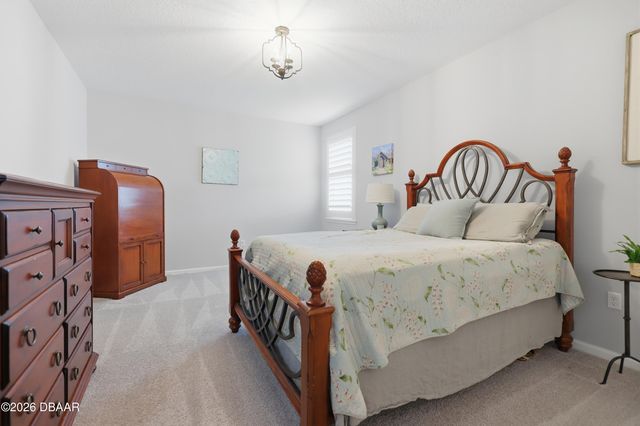 261 Old Moss Circle, Deland, FL 32724