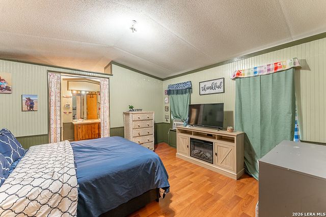143 WATERMAN LN, Pipe Creek, TX 78063