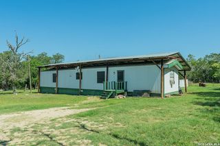 143 WATERMAN LN, Pipe Creek, TX 78063
