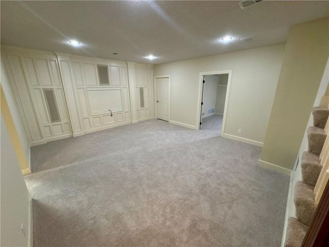 2409 SW Lilly Drive, Lee's Summit, MO 64081