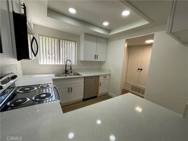470 S Ranchview Circle 46, Anaheim Hills, CA 92807