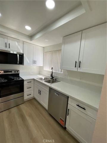 470 S Ranchview Circle 46, Anaheim Hills, CA 92807