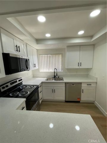 470 S Ranchview Circle 46, Anaheim Hills, CA 92807