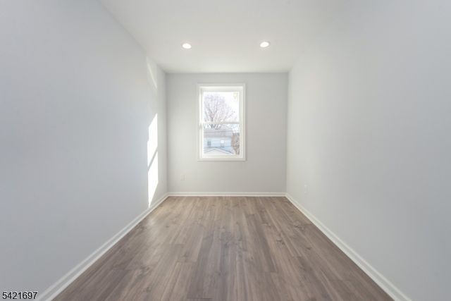 105 Coolidge St, Irvington Twp., NJ 07111