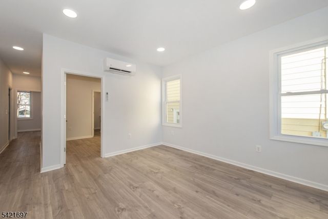 105 Coolidge St, Irvington Twp., NJ 07111