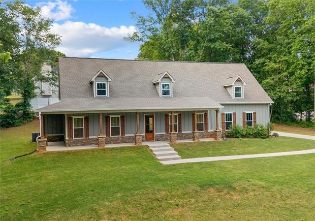 51 Post Oak Trace, Villa Rica, GA 30180