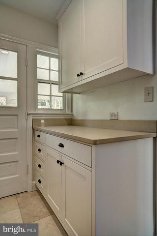 1723 OAKCREST DRIVE, Alexandria, VA 22302