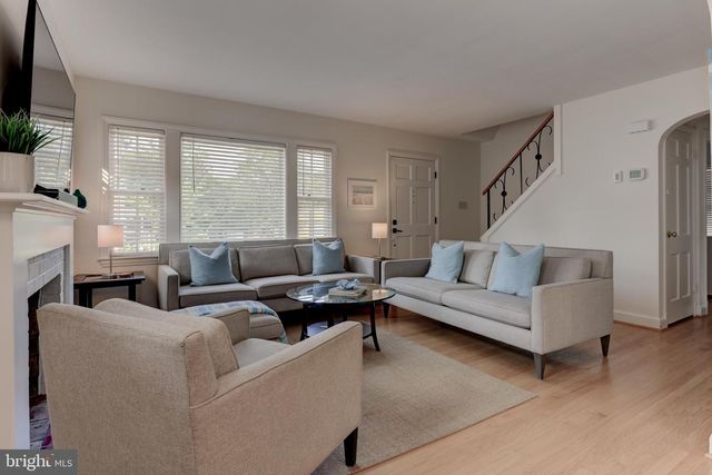 1723 OAKCREST DRIVE, Alexandria, VA 22302