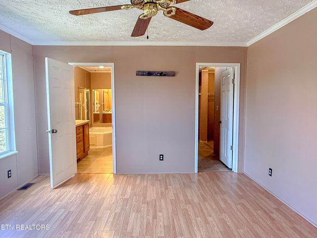 18726 Clarkrange Hwy, Monterey, TN 38574