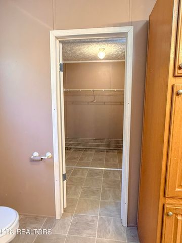 18726 Clarkrange Hwy, Monterey, TN 38574