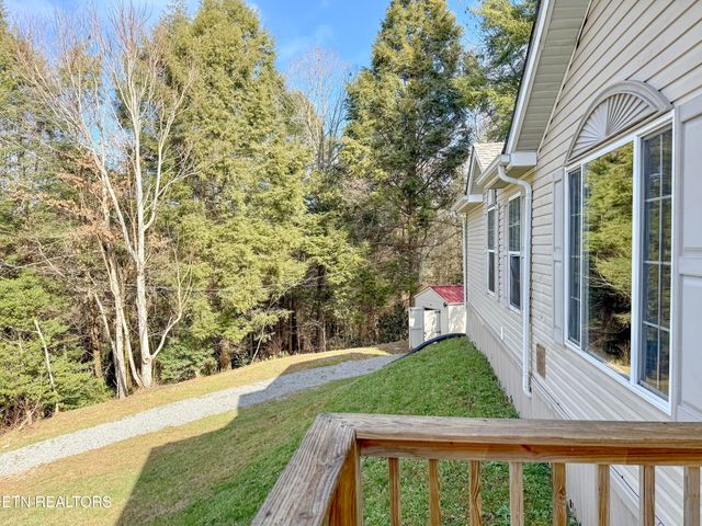 18726 Clarkrange Hwy, Monterey, TN 38574