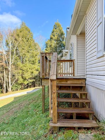 18726 Clarkrange Hwy, Monterey, TN 38574