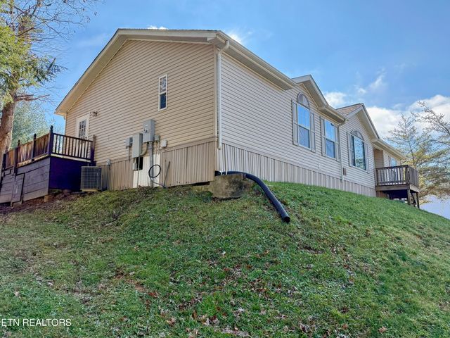 18726 Clarkrange Hwy, Monterey, TN 38574